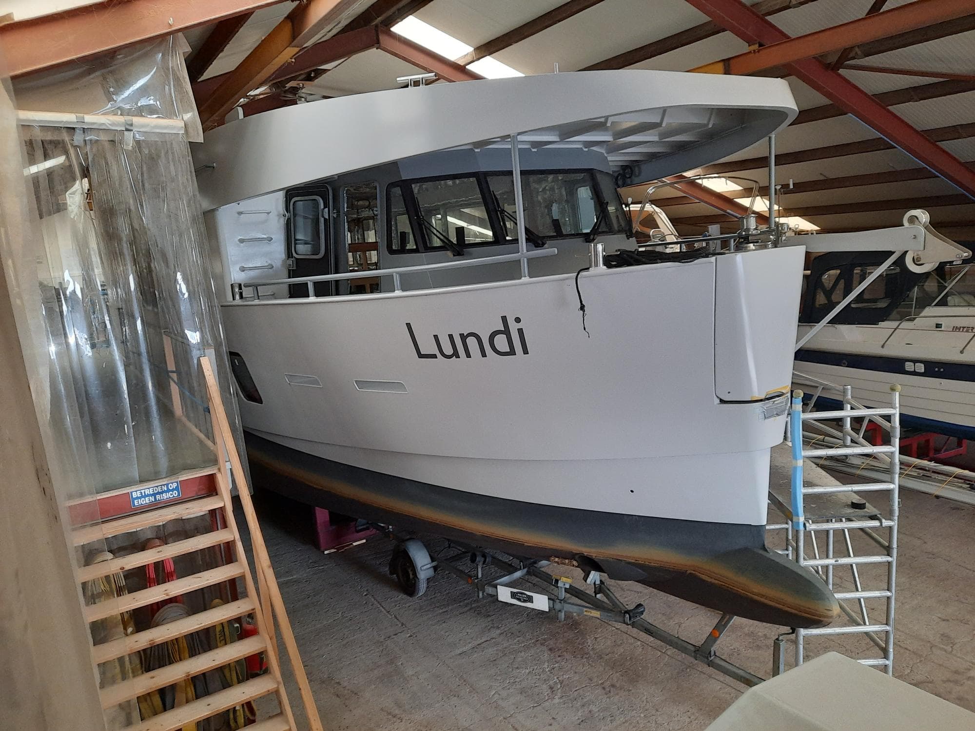 Lundi — Motorjacht · Jachtbetimmering · Nieuwbouw · Meubels — Detail 1